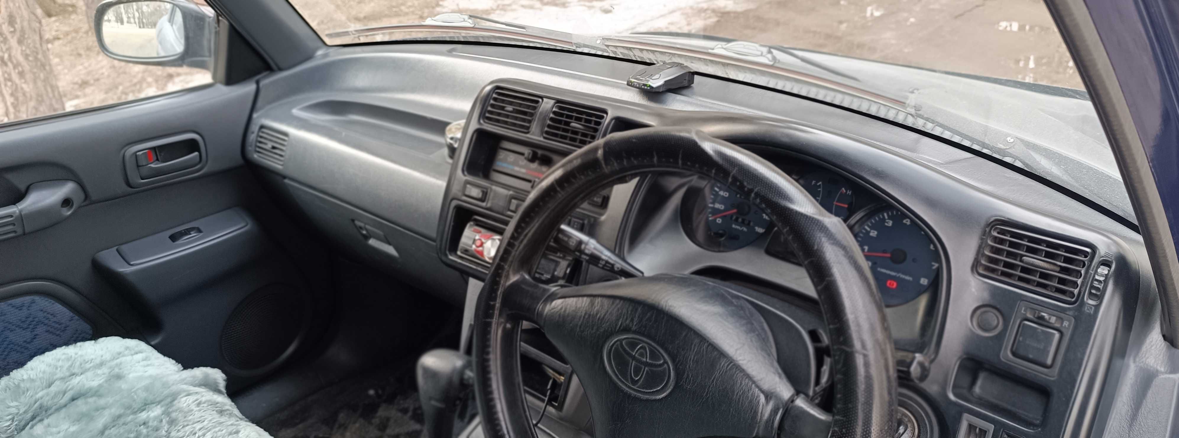 Toyota Rav 4 1996 года