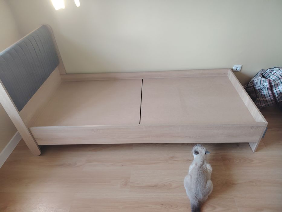 Новая кровать очень хорошая