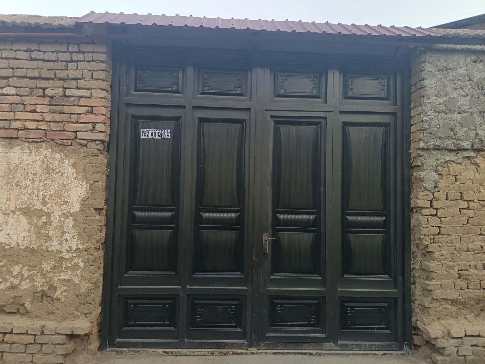 Uy sotiladi 4 SOTIX Yangiyo'l shahrida (срочно)