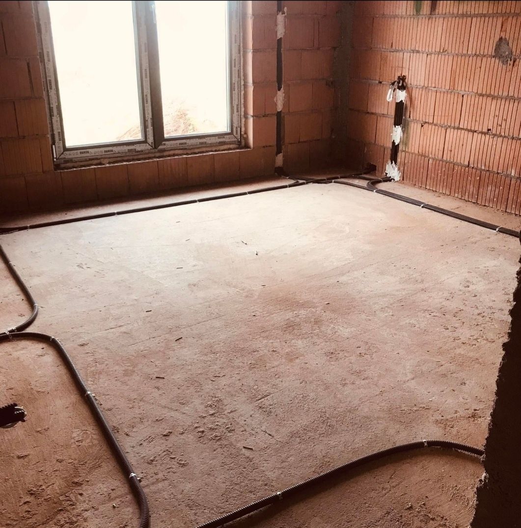Electrician cu experienta