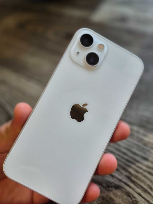 iPhone 13 256GB Неразличим от нов