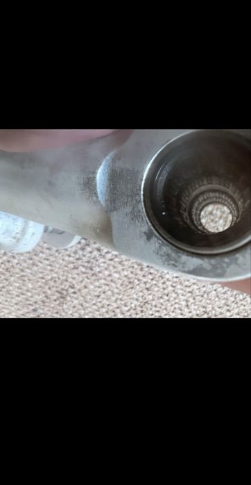 Husqvarna 701 - legatura dintre bascula - cadru - amortizor spate