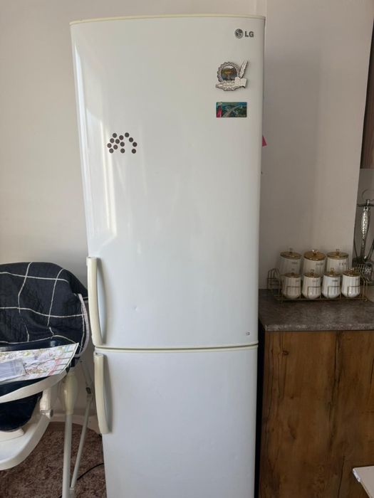 Срочно продам холодильник