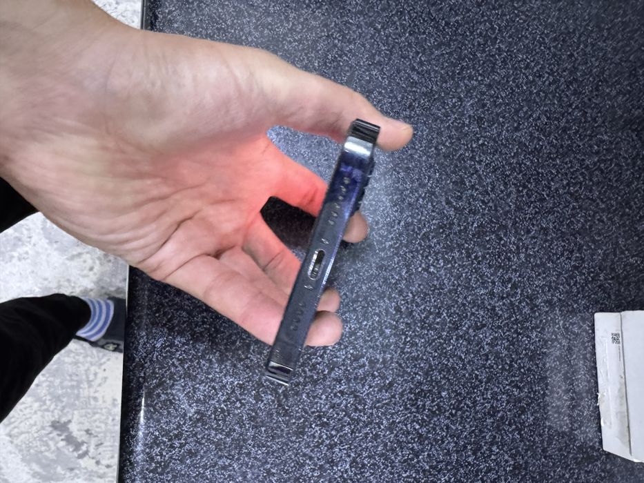 iphone 12 pro max pamit 256g yomkost 77 oqip tel qlila faqat