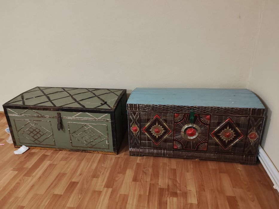 Срочно продам сундук старинный