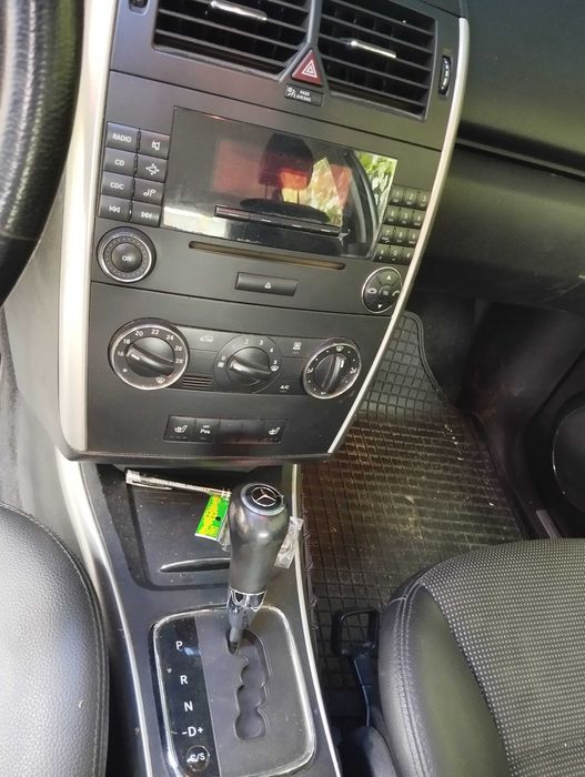 Vând Mercedes A180 CDI