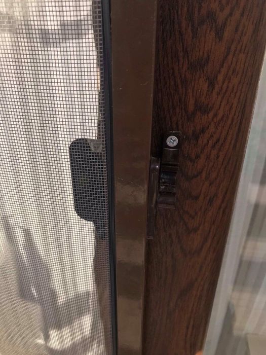 Plase de protectie impotriva insectelor