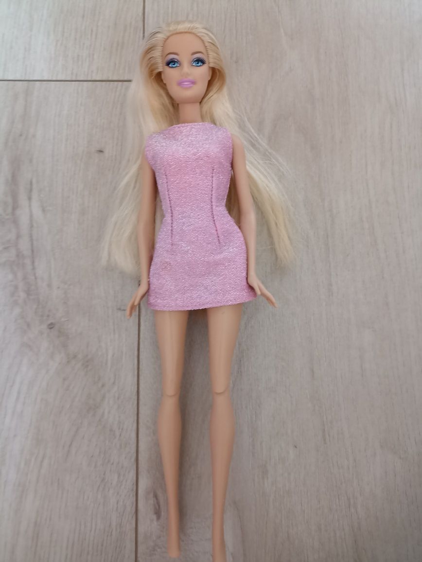 Păpusa Barbie Mattel