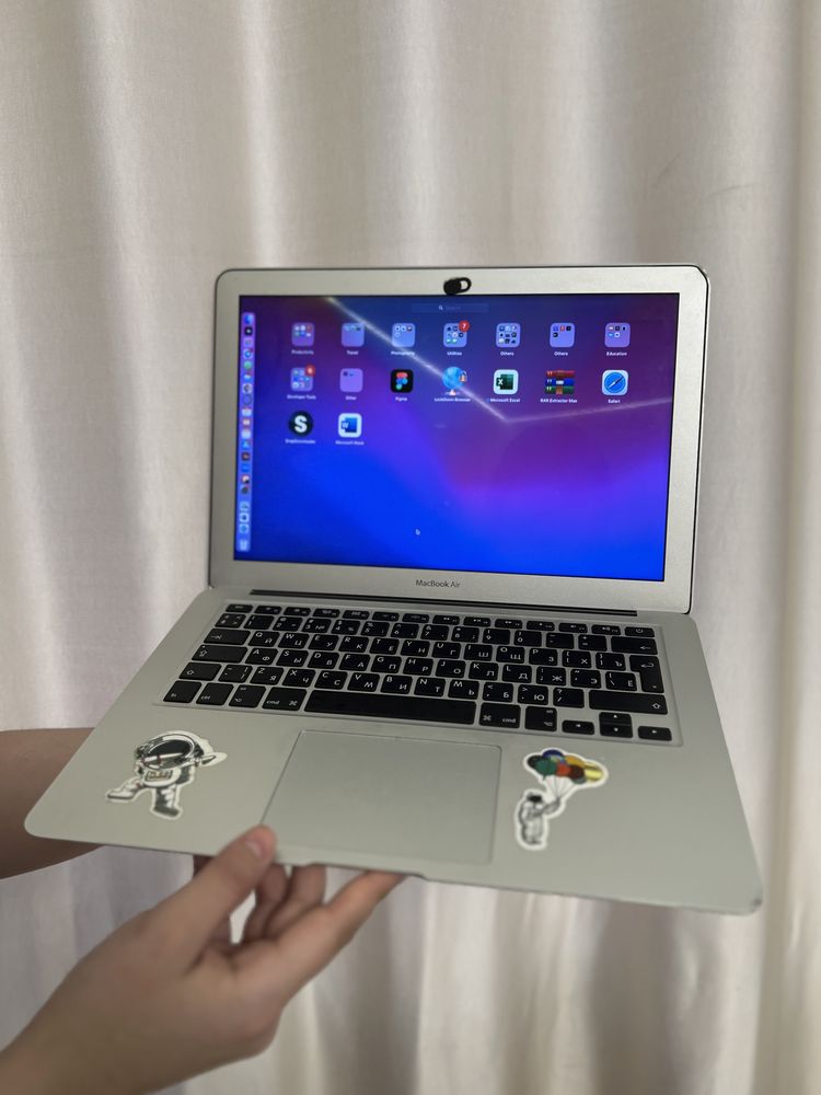 Продаю Макбук Эйр/MacBook Air