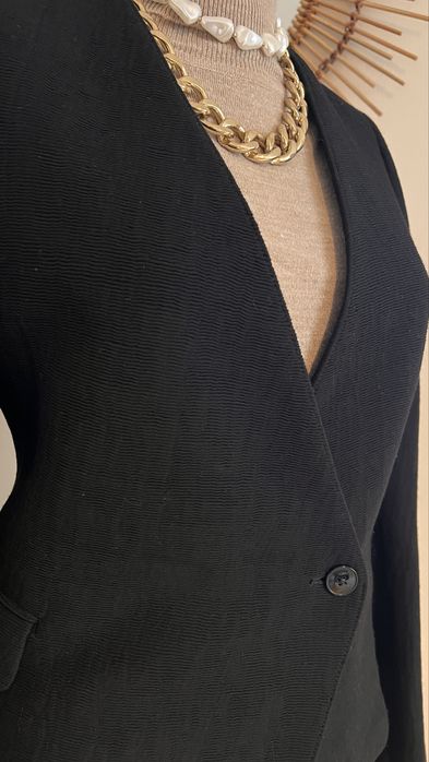 Sacou  negru cambrat (blazer)