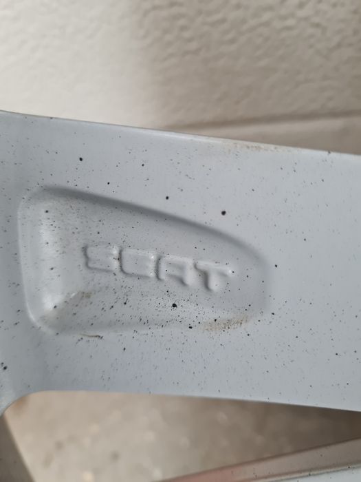 Оригинални джанти за СЕАТ SEAT SKODA VW AUDI R16 5x100 ET45 6J