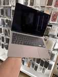 Macbook Air M1 cu doar 12 cicluri de incarcare ca nou