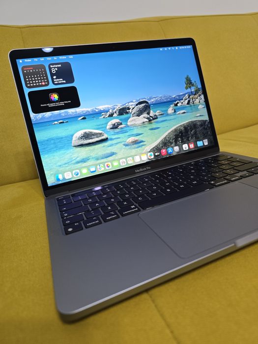 Macbook Pro M2 2022