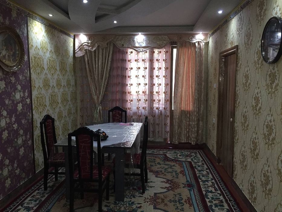 Srochna Yunusobod 7 kv 2 honali uy sotiladi