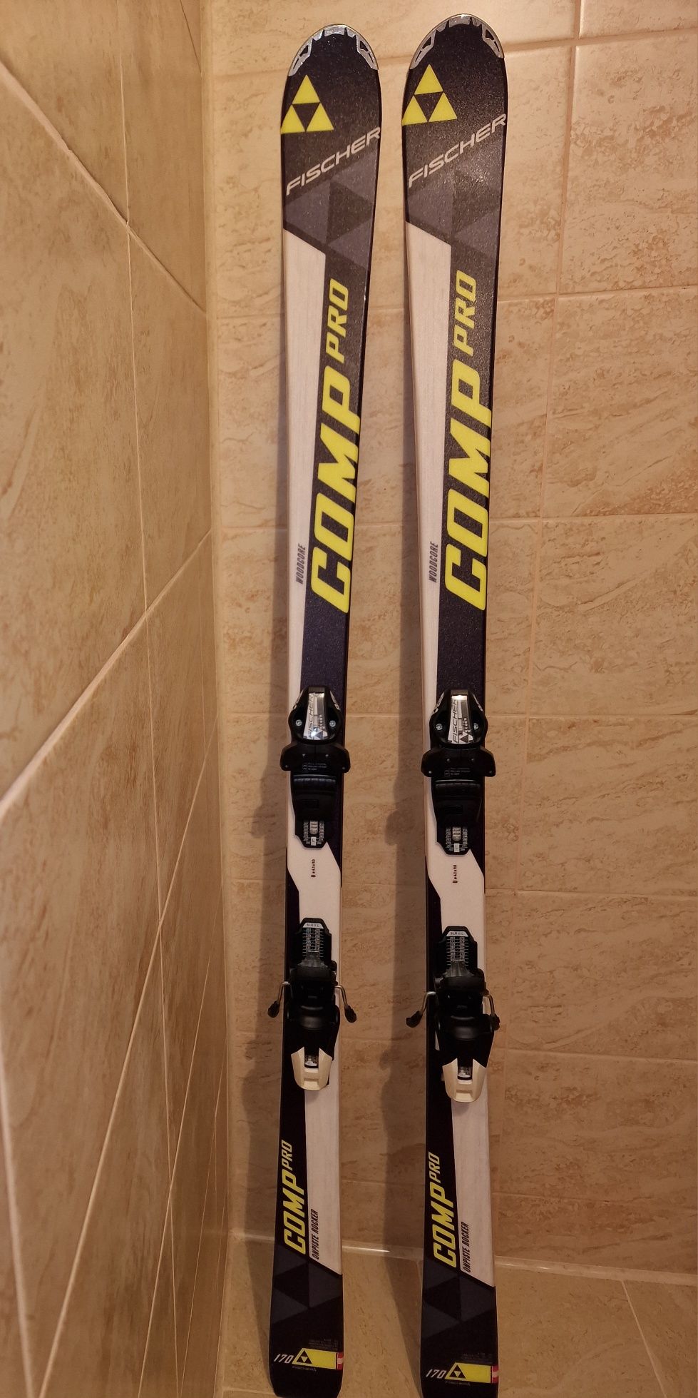 Fischer COMP PRO + RS 9 SLR; lungime 170 cm