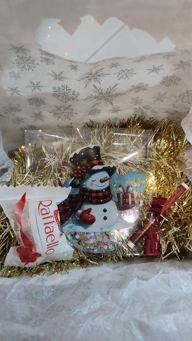 Ръчно изработени фигурки за елха от епоксидна смола