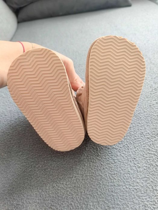 Бебешки ботушки h&m