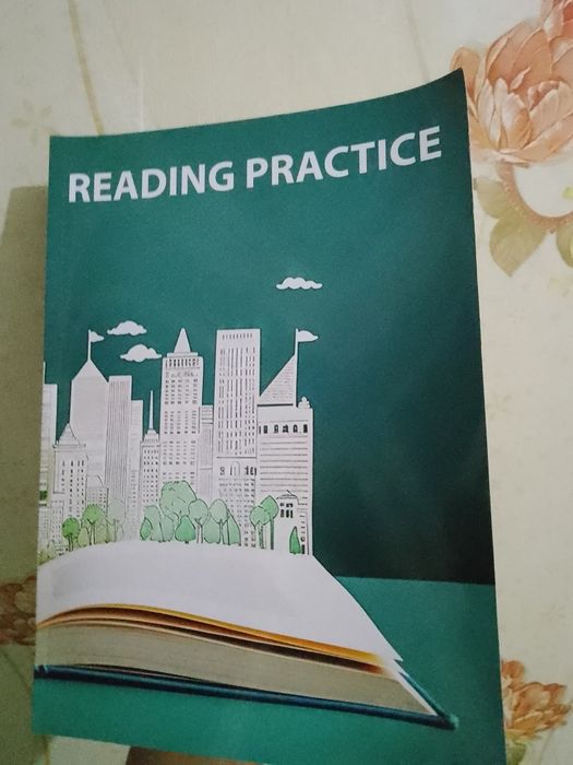 Kitob ideal yrtlmagan faqat 1ta 2ta varoga qalamda chizb uchirilign