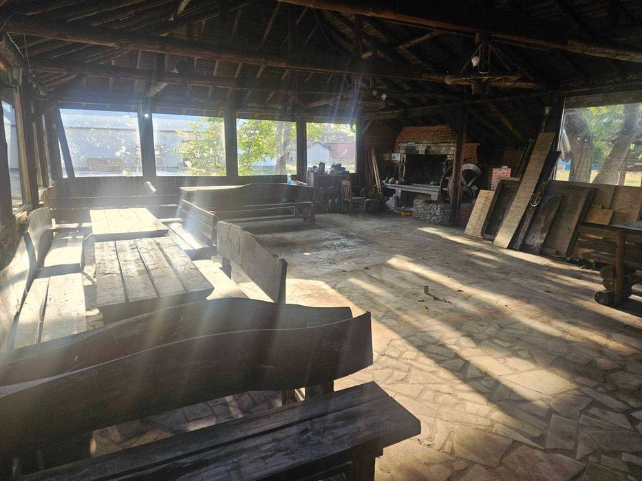 Бизнес партньор за ресторант/бързо хранене и денонощен магазин.