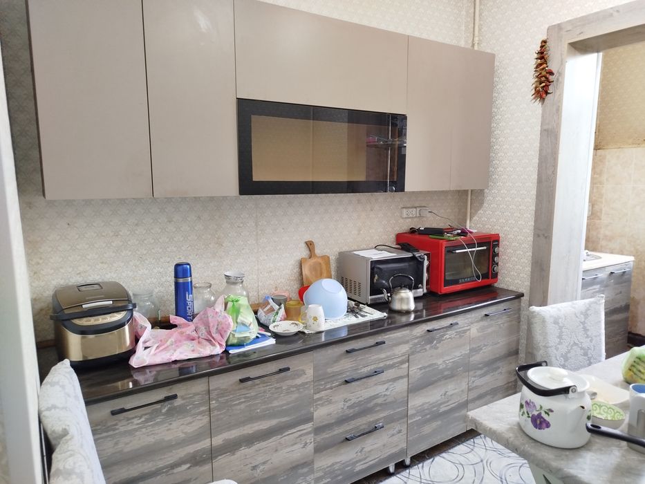 Продается кухонный гарнитур