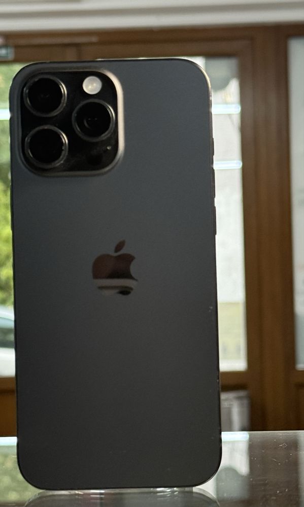 iPhone 16 Pro max Pret 5400 lei