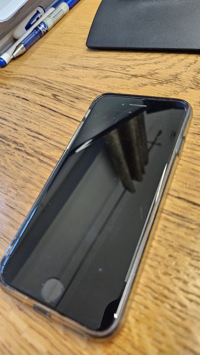 Iphone se3 2022 64gb