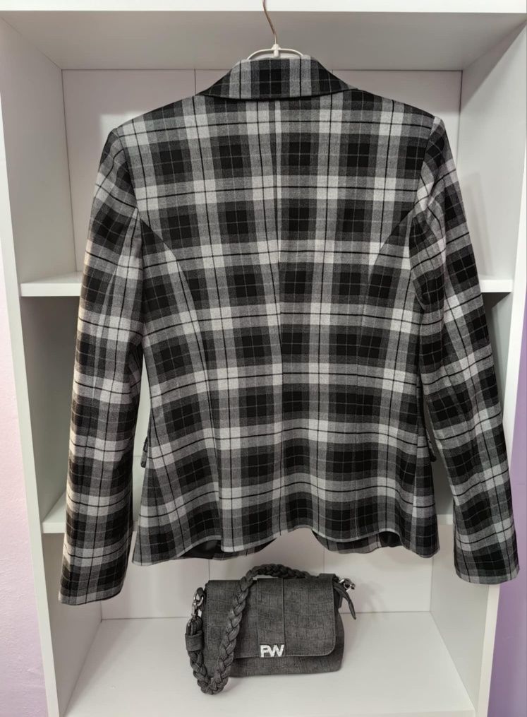 Разкошно сако Lucy fashion