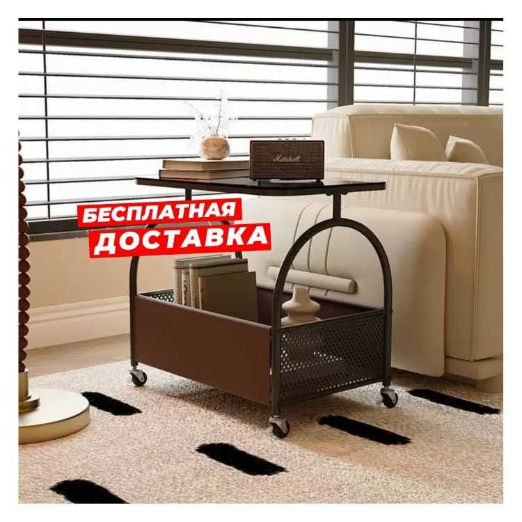 Приставной столик изготовлен из закаленного стекла