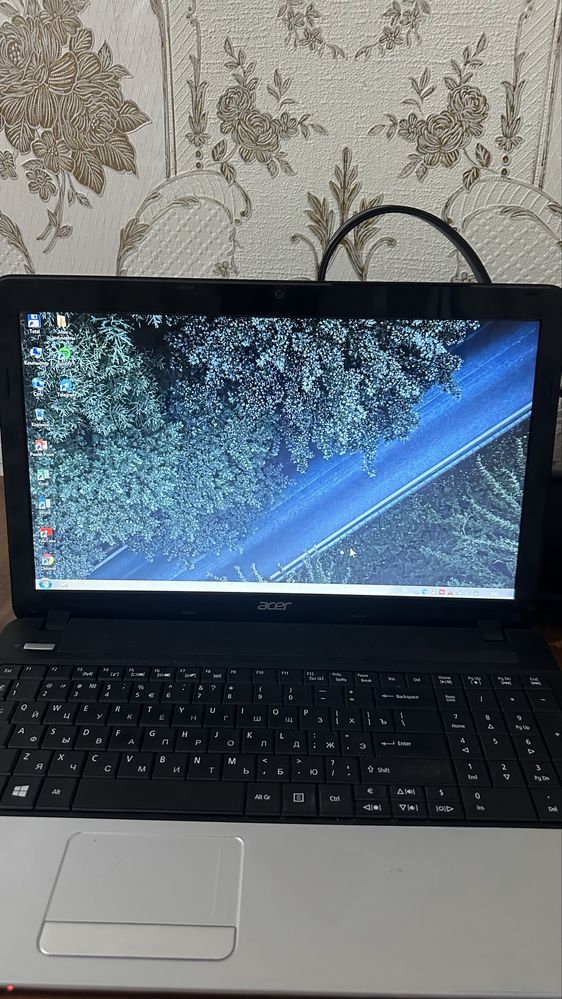 Acer Aspire E1-531, 15.6”, рабочий ноутбук
