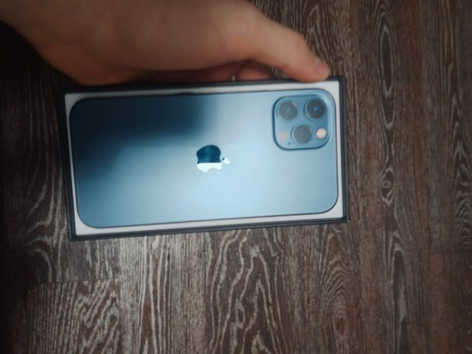 Продается iphone 12 pro, памяти 256 внешнее состояние 10/10