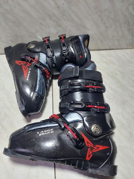 Clapari ski schi  Lange mondo  28,5 corespunde mărimii 43