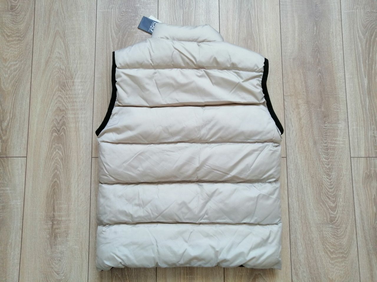 Emporio Armani мъжки елек в бежов цвят 3XL