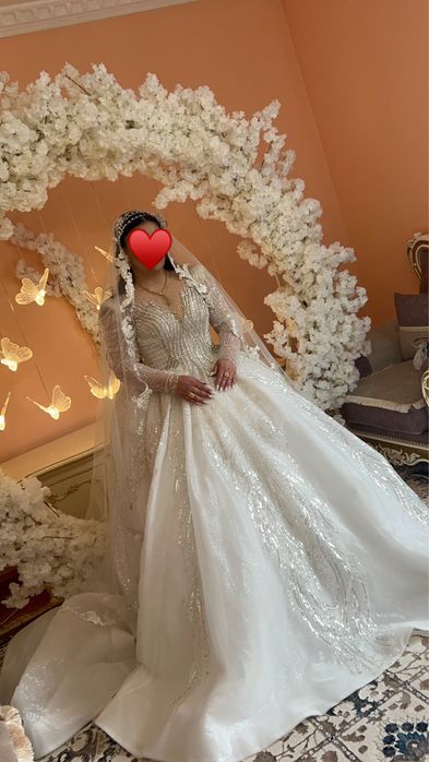 Свадебное платье