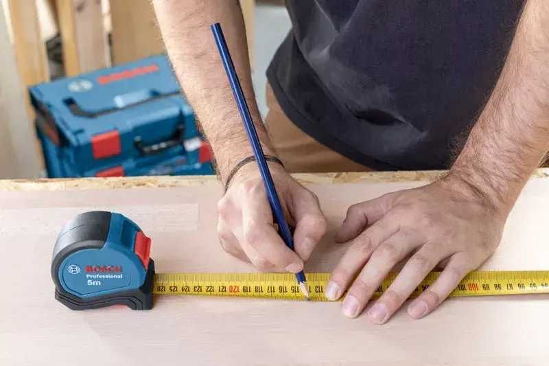 Противоударна магнитна ролетка 5 m Autolock Professional Bosch