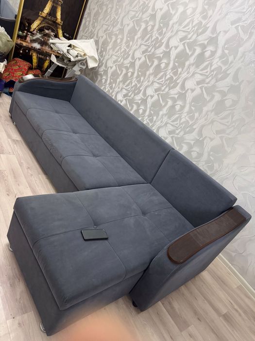 Продам диван угловой