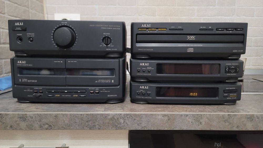 Sistem Midi Akai AX 650