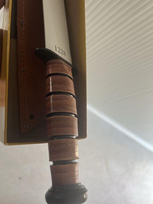 Нов боен нож Ka-Bar USMC Fighter Plain 1095 Carbon