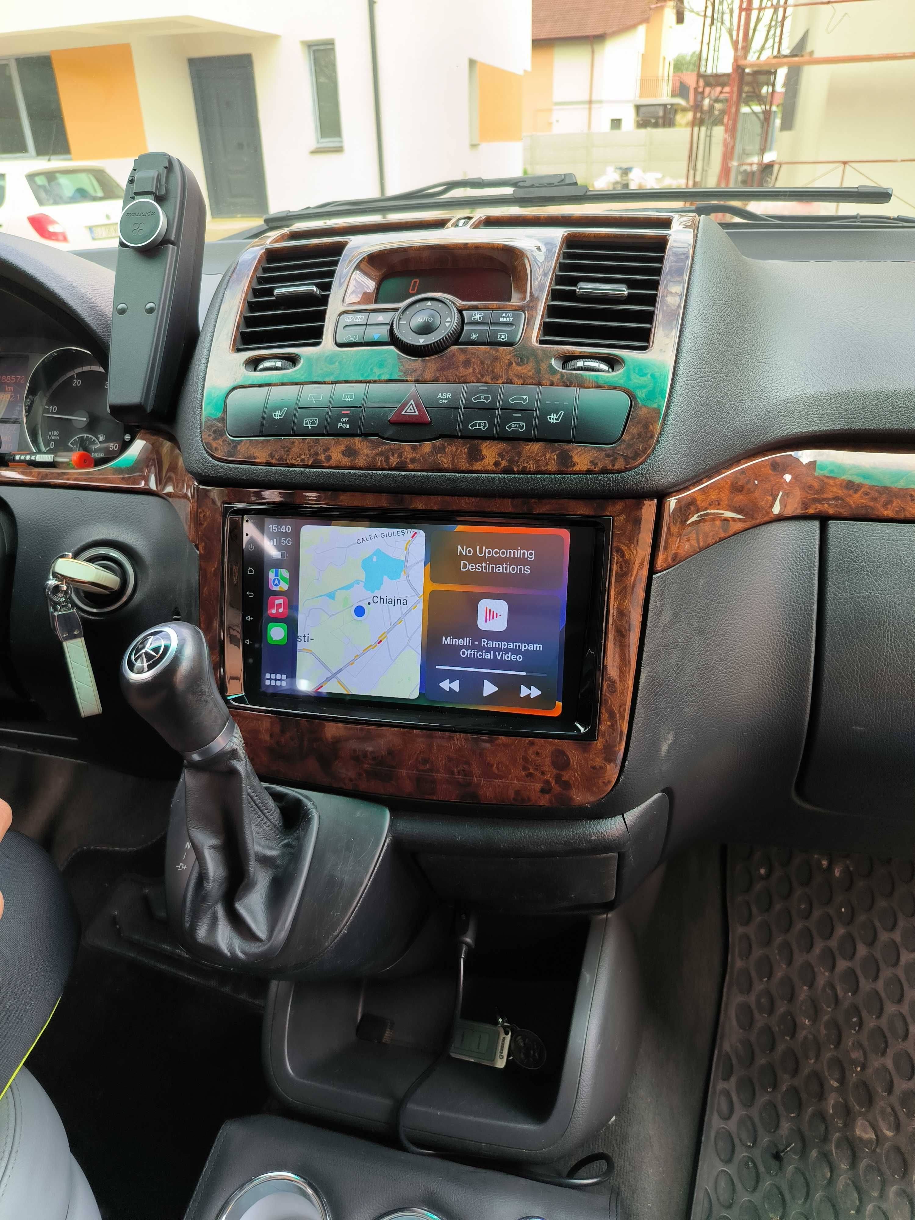 Navigatie Android Mercedes Vito Waze YouTube Carplay