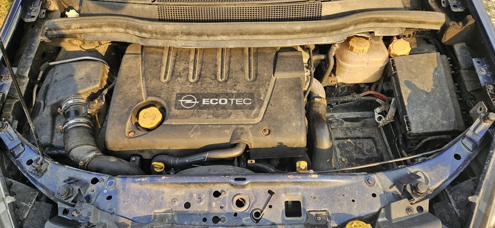 Опел Зафира Б 1.9 цдти 150кс на части Opel Zafira B 1.9 cdti 150 hp na