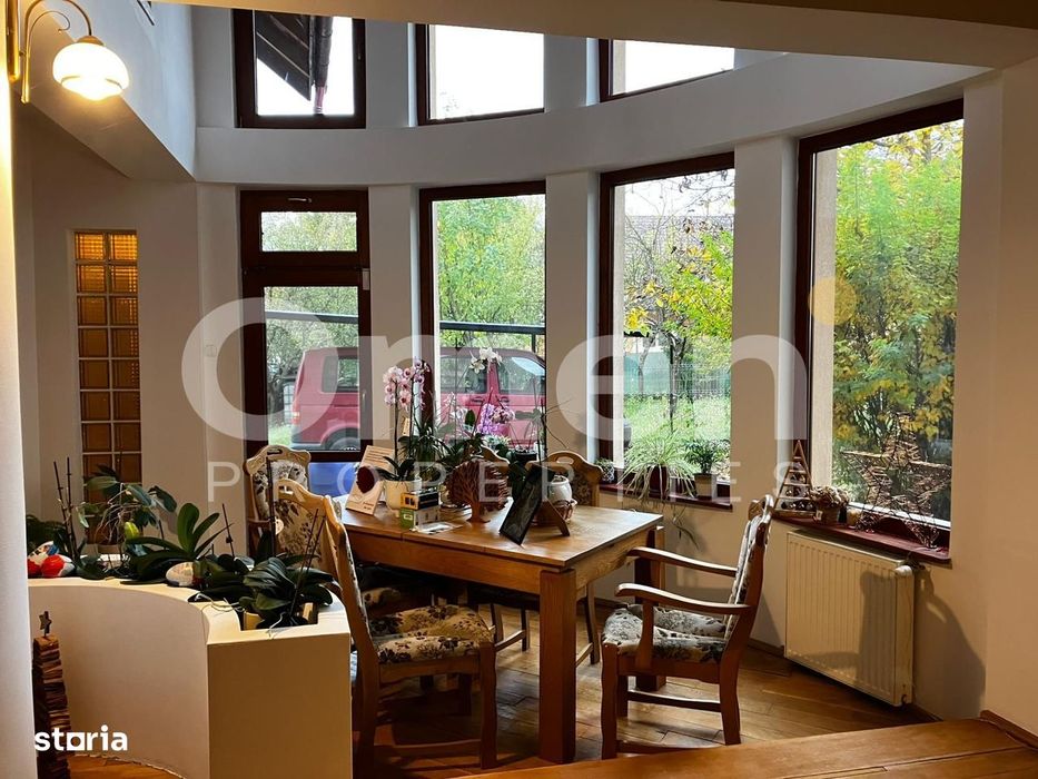 Vilă de închiriat – 260 mp utili, teren 1300 mp, 5 dormitoare, 3 băi,