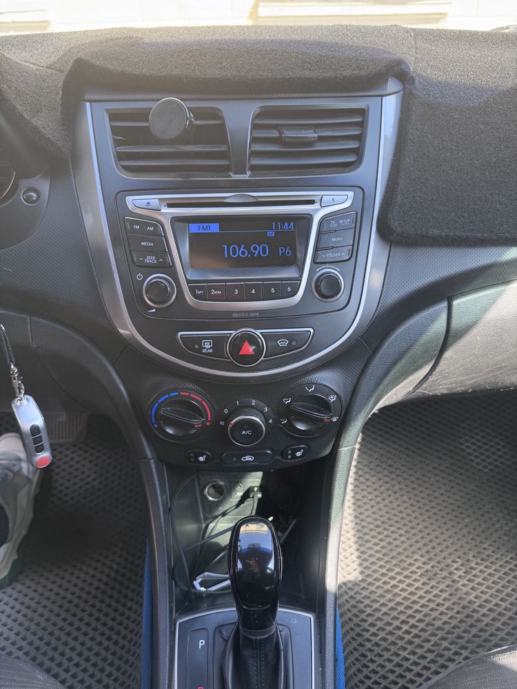 Продам Hyundai Solaris