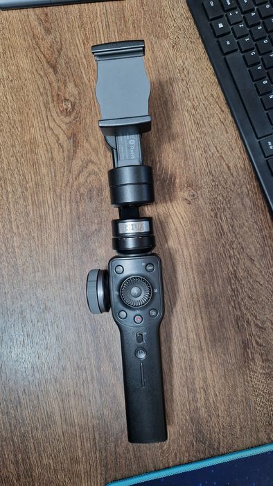 Stabilizator Gimble Zhiyun Smooth 4
Zhiyun Smooth 4