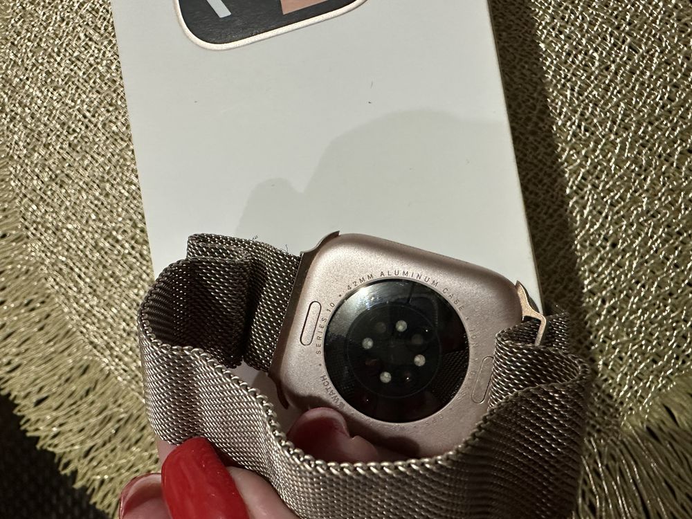Смарт-часы Apple Watch Series 10