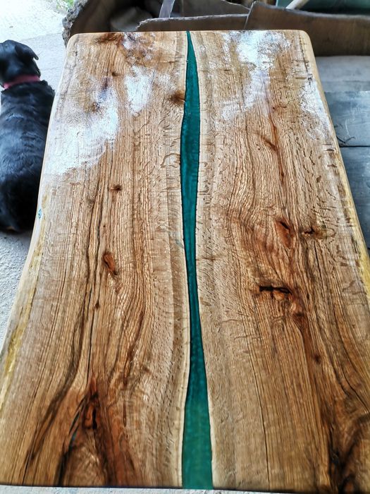 Плот изработен от червен дъб и епоксидна смола