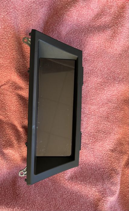 Продам магнитолу на BMW X5 E70