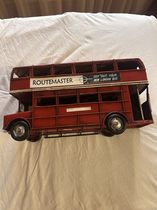 Vand set de jucari sau binelo-uri vechi de colectie