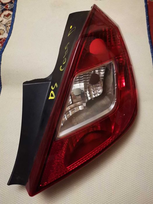 Десен Стоп Опел Корса Д/Opel Corsa D 2006--2011 4/5 вр