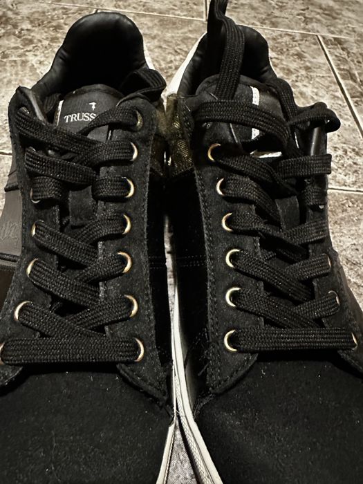 обувки trusardi 43 номер