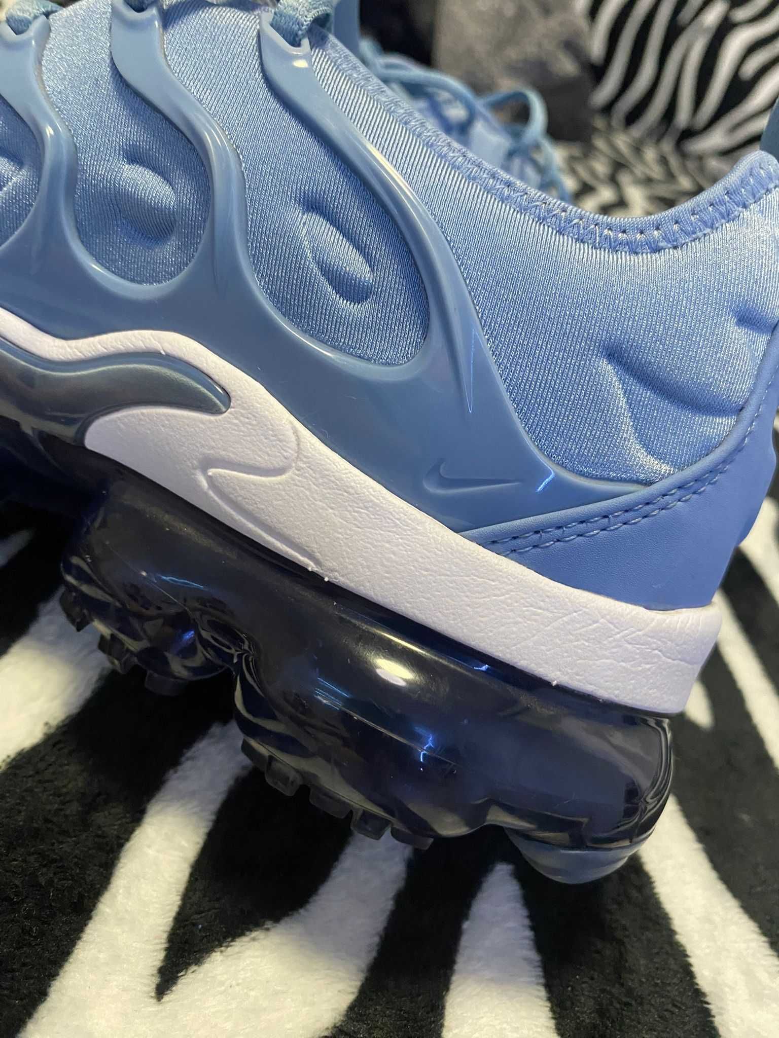 Adidași Nike Vapormax Plus