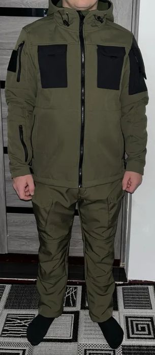 Costum fleece verde militar - ideal pentru ATV